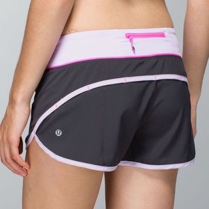 Lululemon Run: Speed Short *4-way Stretch - Soot / Pretty Purple - Size 6